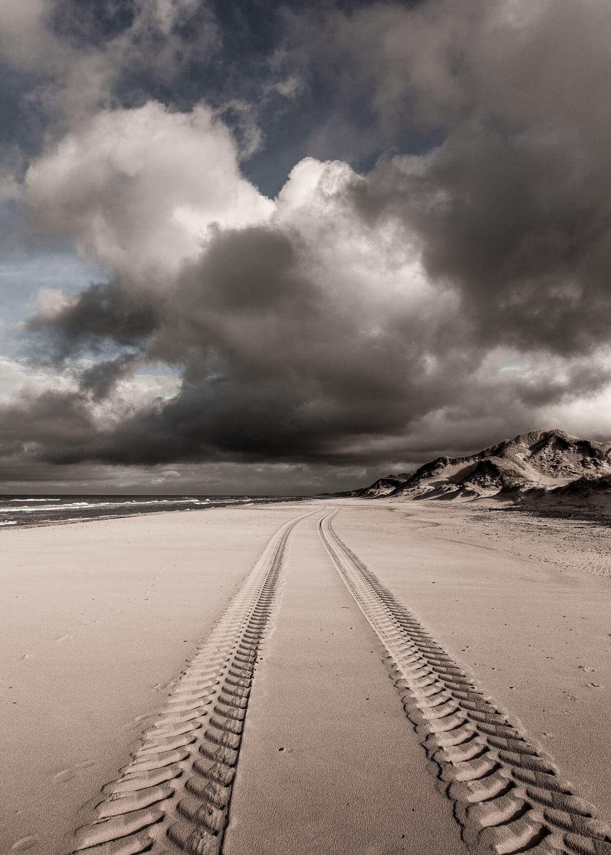 Fotografi af spor på Stranden ved Skagen