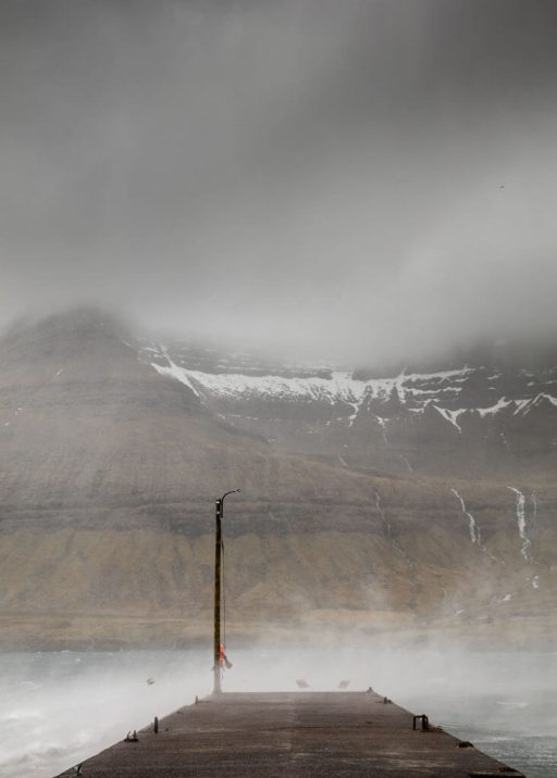 Fotografi af storm på Færøerne