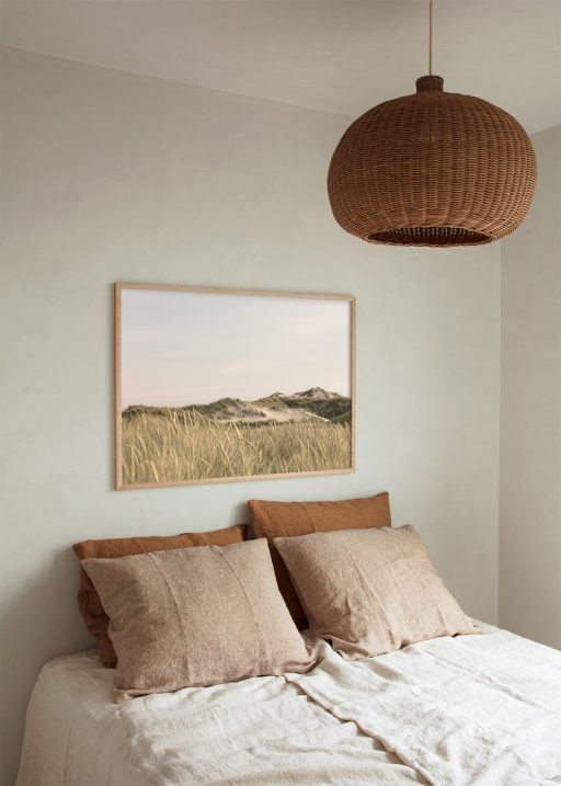 Indret soveværelse med klit plakat fra Danmark